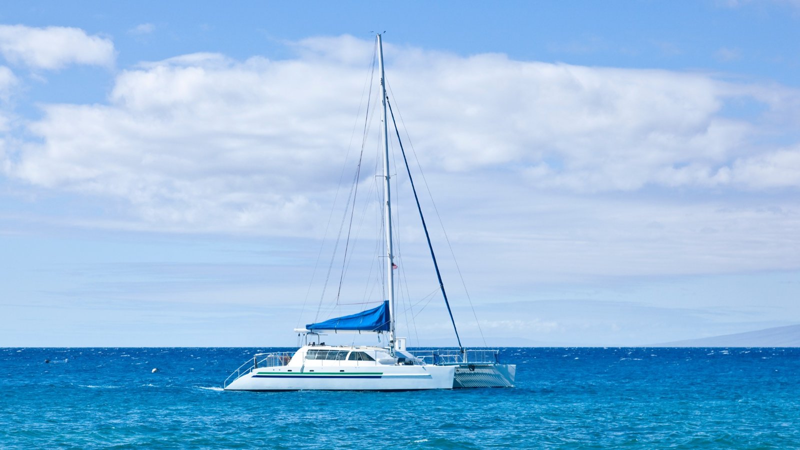 How to price your boat by comparing genuinely similar yachts lying in Greece