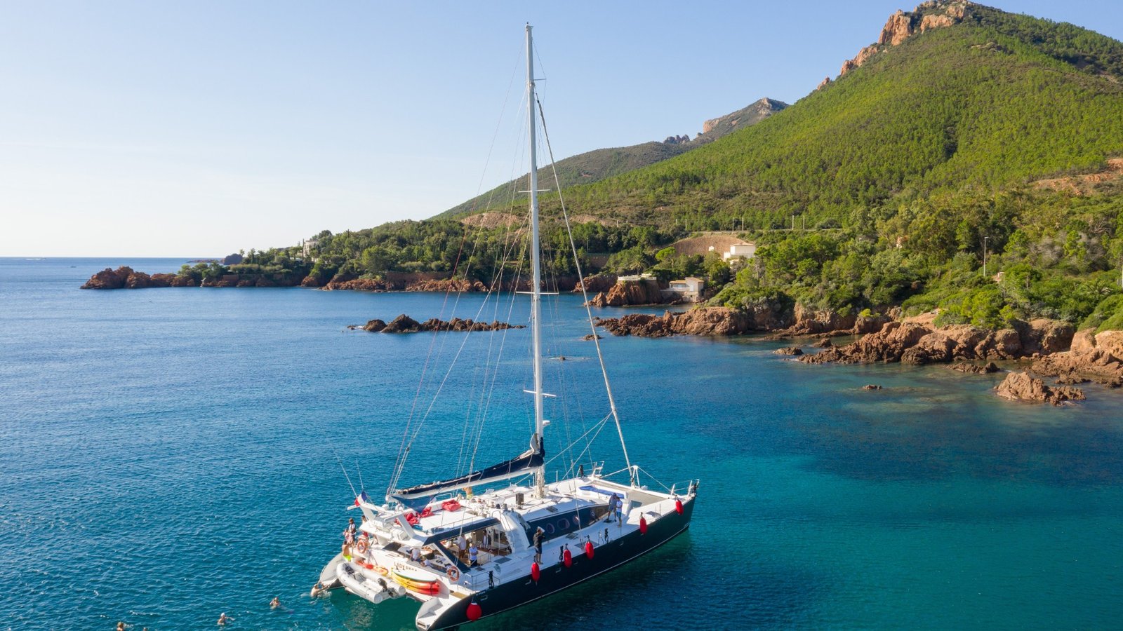 Original EU VAT invoice supporting a second-hand boat sale in Greece