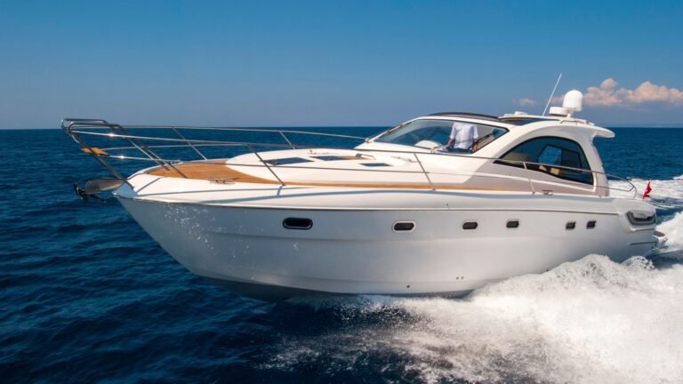 Sunseeker Manhattan 66 motor yacht for sale